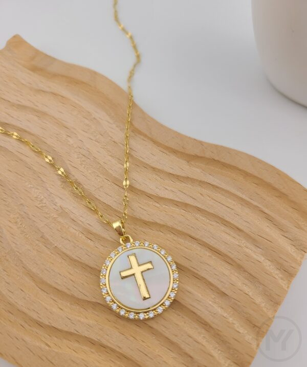 colar com Pingente crucifixo - Image 3